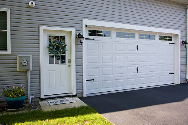 24/7 Emergency Garage Door Panel Replacement experts in Bel Air, MD
